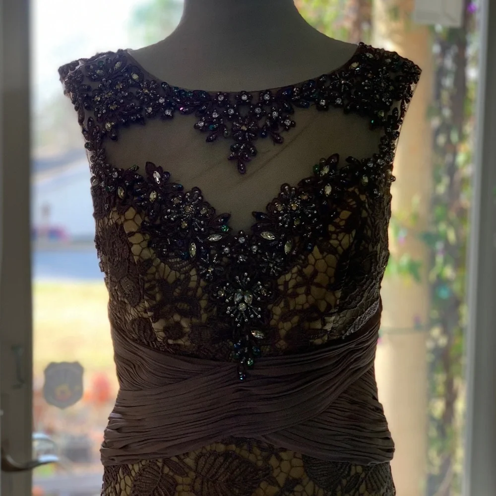 NWOT GLS Apparel Large Beaded Mocha Lace Nude Lined Mermaid Gown Cap Sleeves - Picture 3 of 15